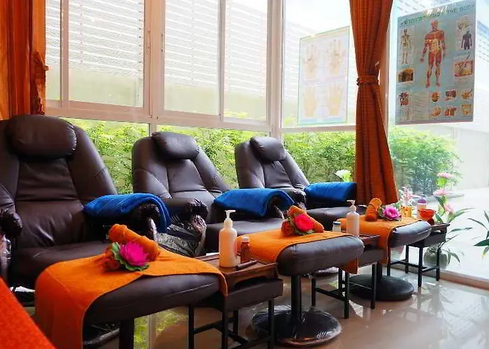 J Two S Pratunam Hotel