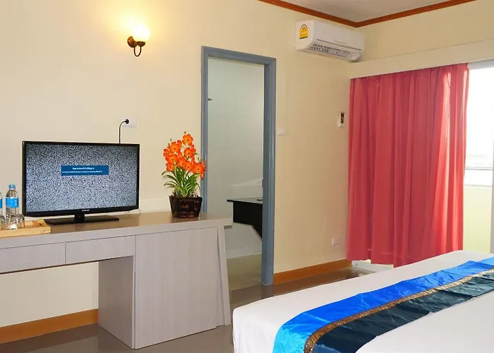 J Two S Pratunam Hotel