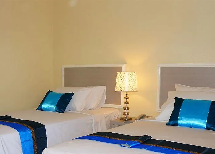 J Two S Pratunam Hotel